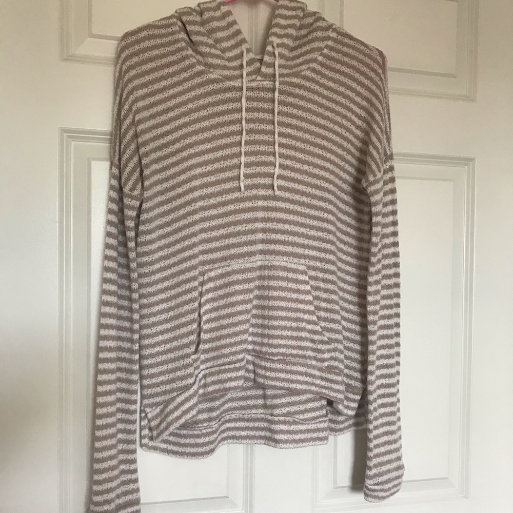 Light-weight hoodie